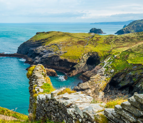 tintagel castle and the sea