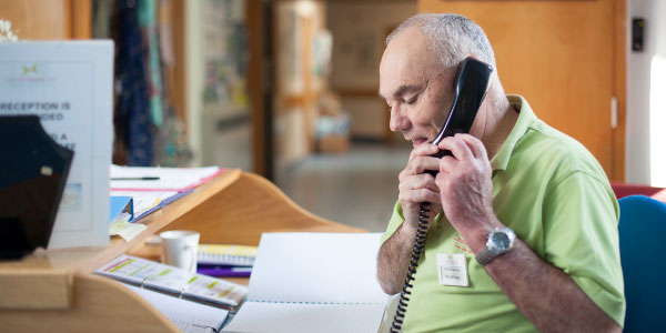 call-featured welcome call volunteer